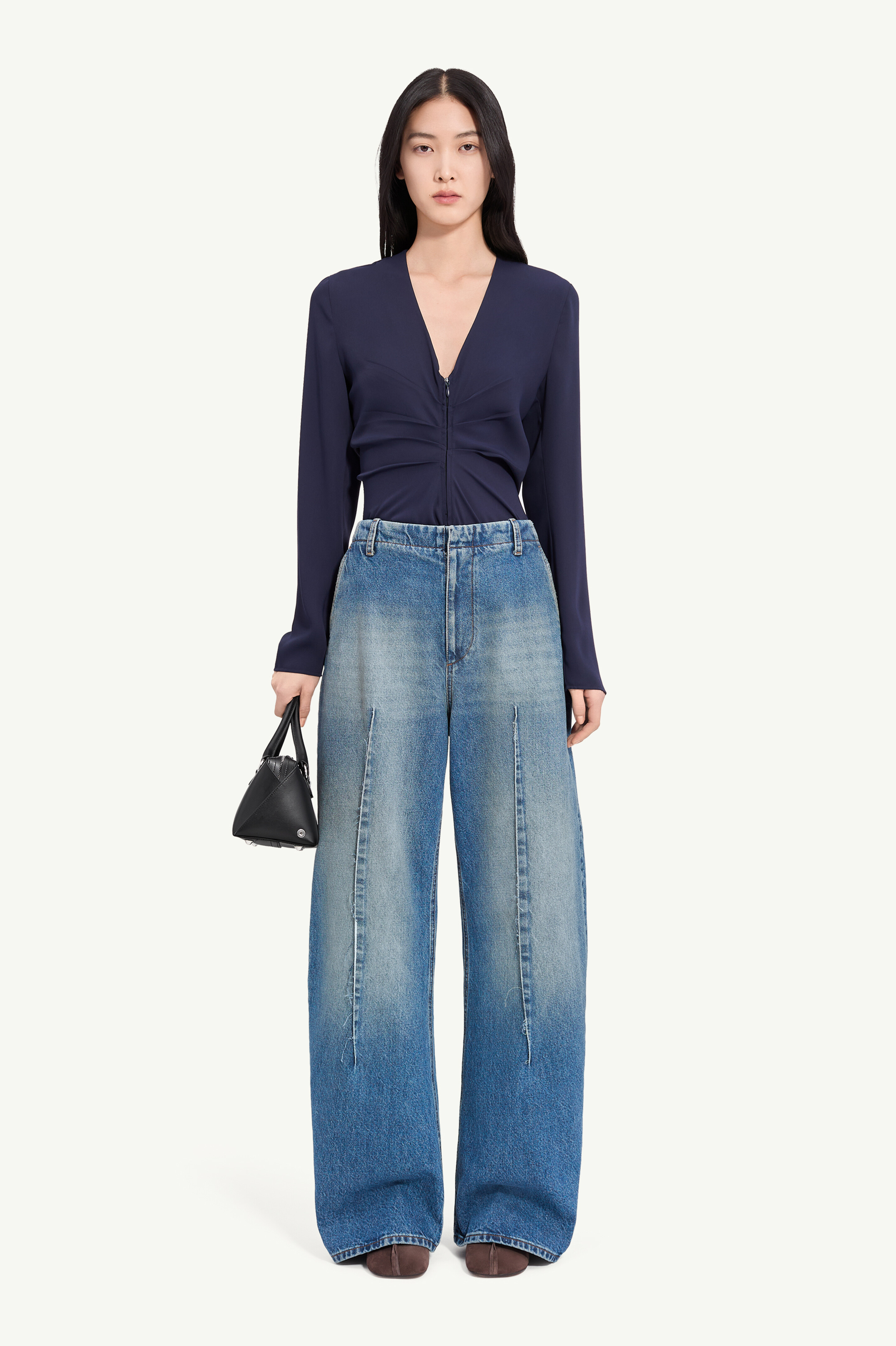 SALE‼️ MM6 マルジェラ PANTS デニム　バレルレッグ　ジーンズ　加工 バレルレッグジーンズ