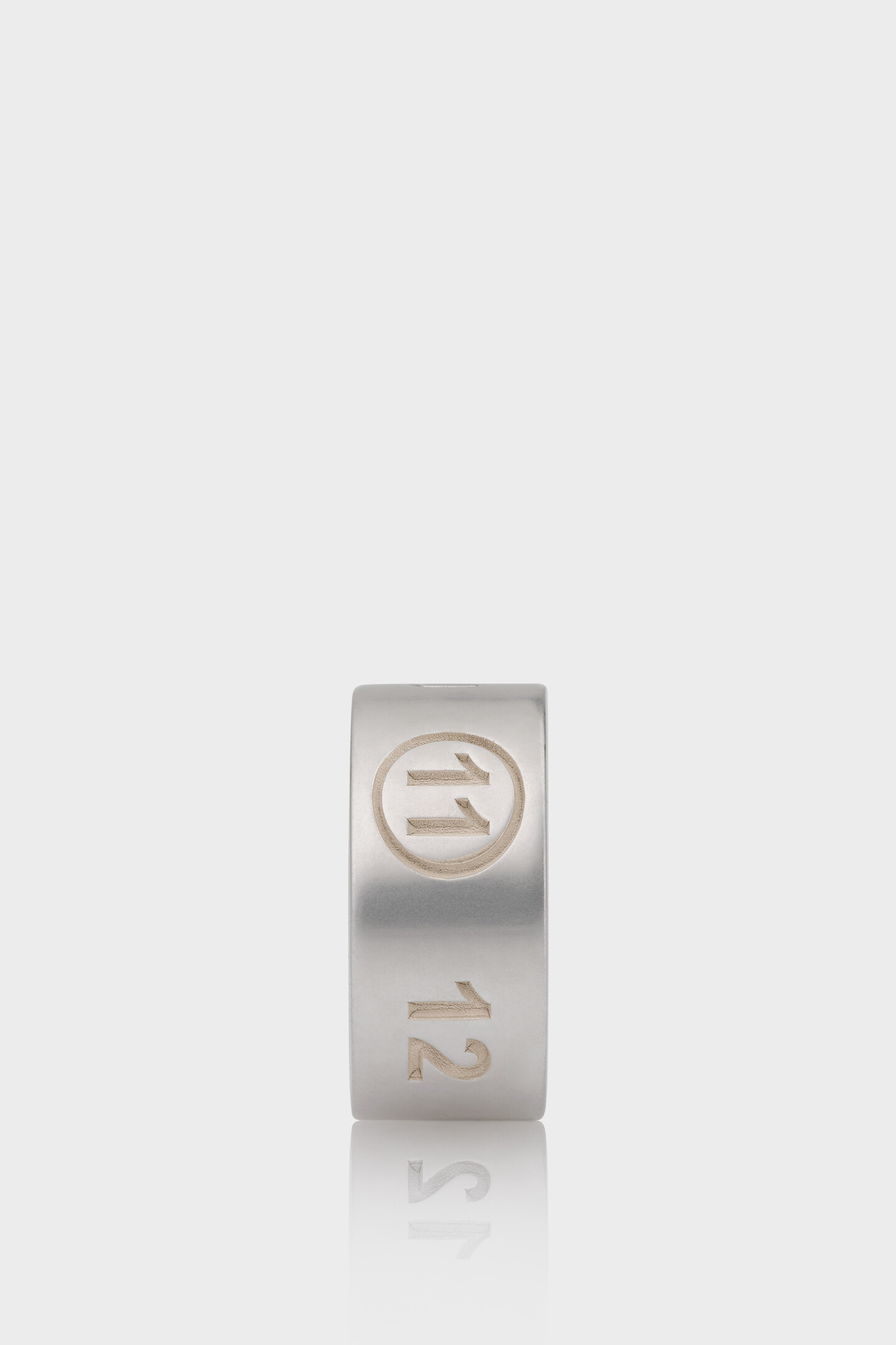 Silver Numerical Ear Cuff | Maison Margiela Official