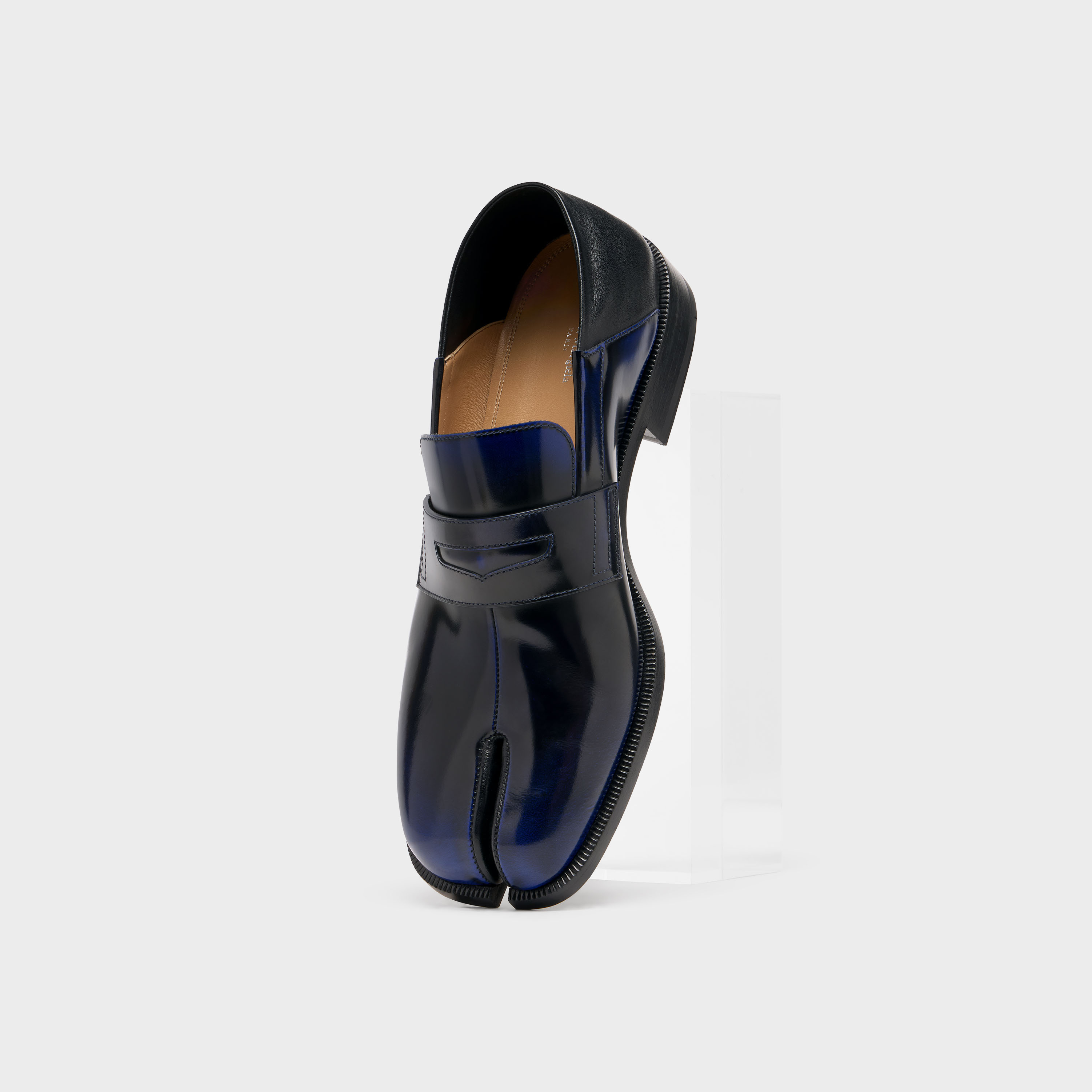 TABI CITY LOAFERS BABOUCHE