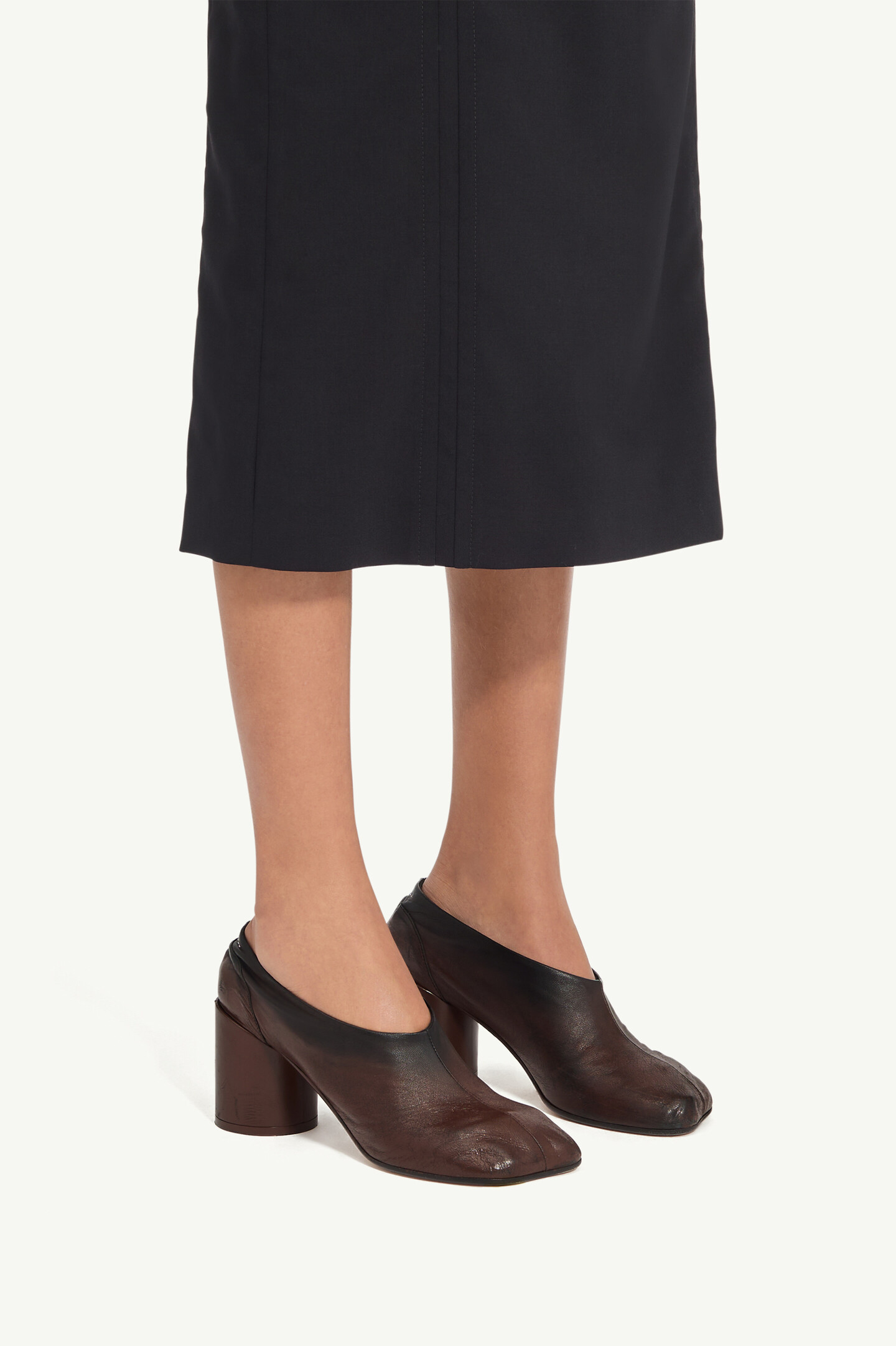 MM6 パンプス MM6 Maison Margiela スクエアトゥ フラットパンプス | ブラック