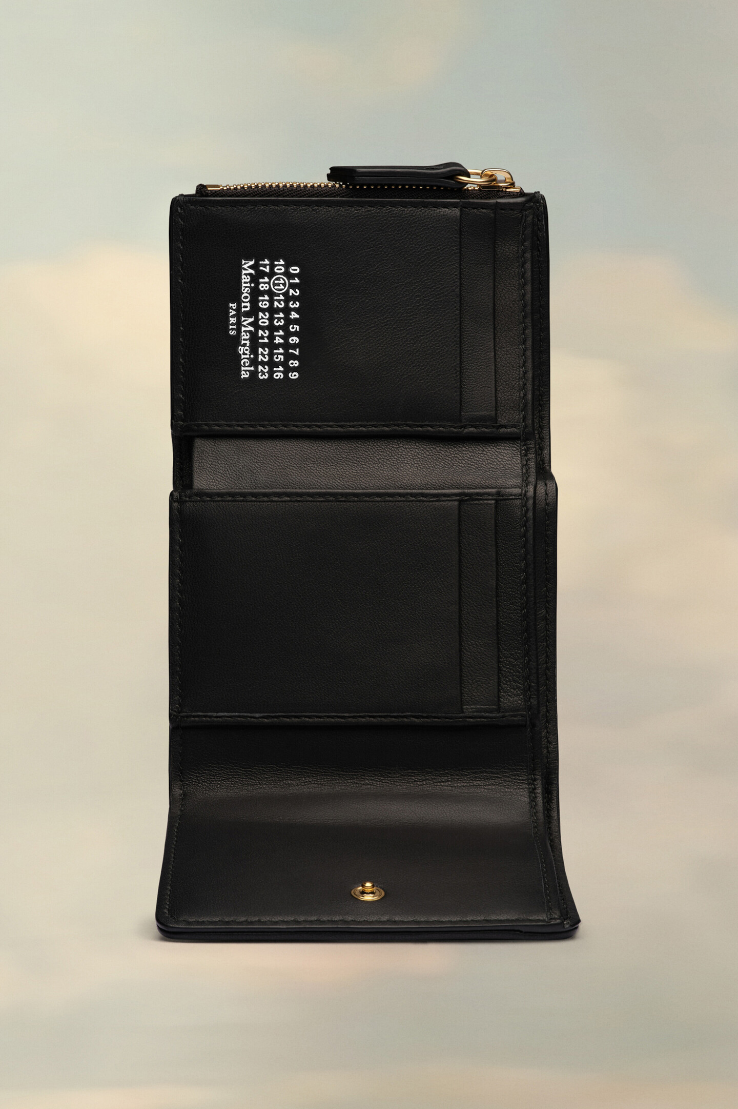 小物 028052 Maison Margiela Glam slam Wallet Maison Margiela - Glam Slam Embroidered Wallet | HBX