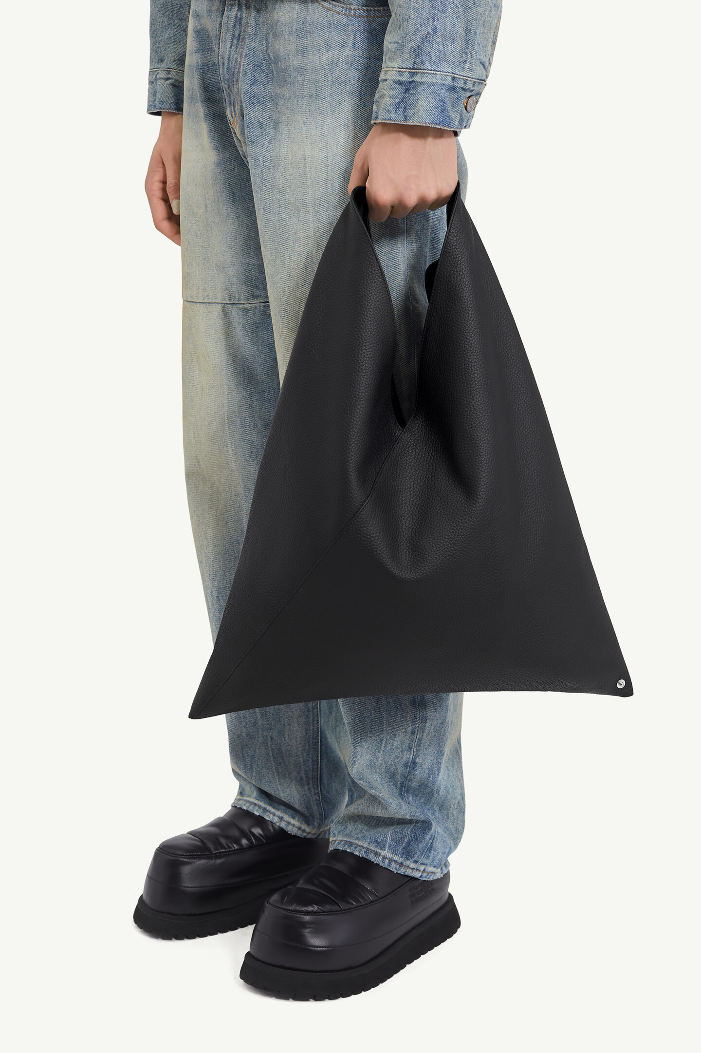 MM6 Numeric BAG MEDIUM ブラックプレート MM6 Maison Margiela - NUMERIC MEDIUM SOFT BAG | HBX