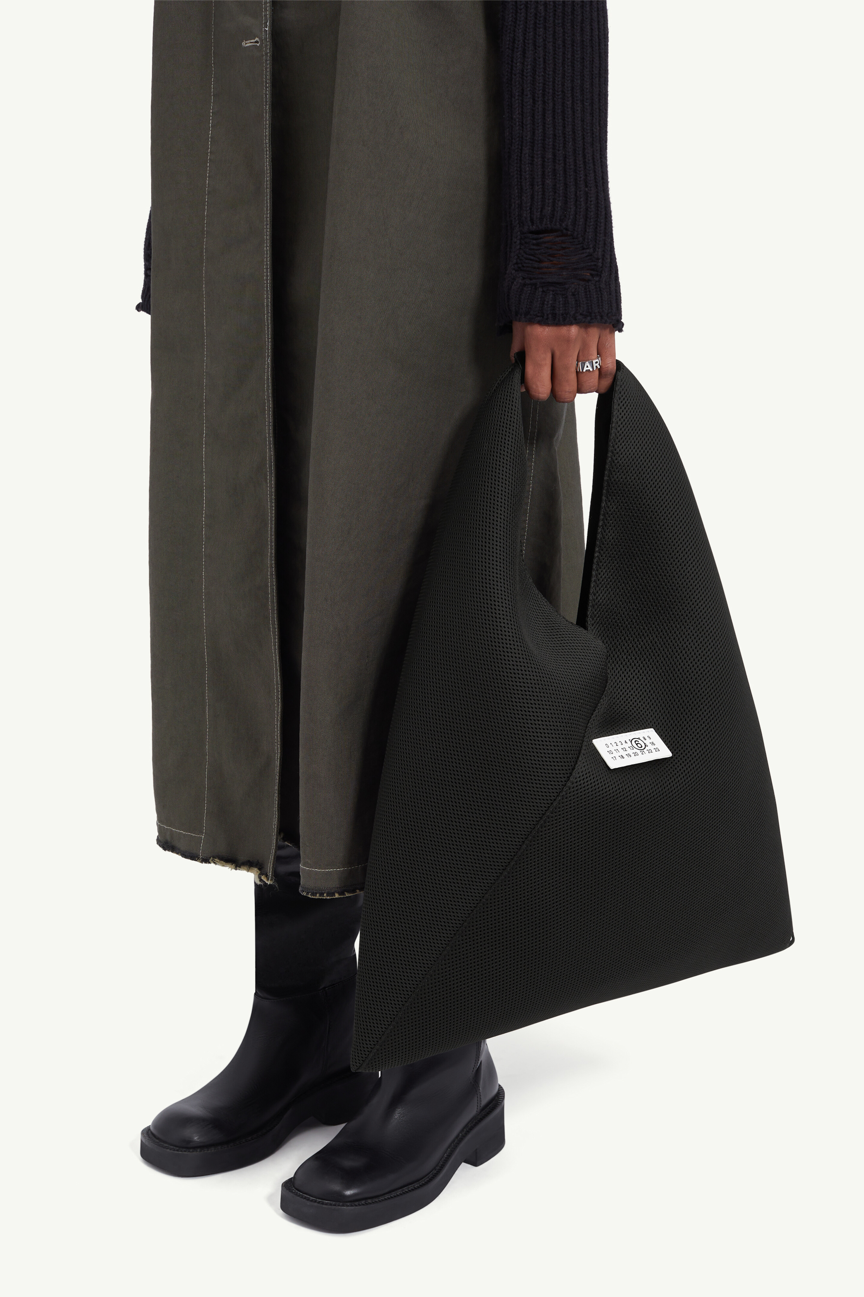 Black Japanese Medium Bag In Mesh | MM6