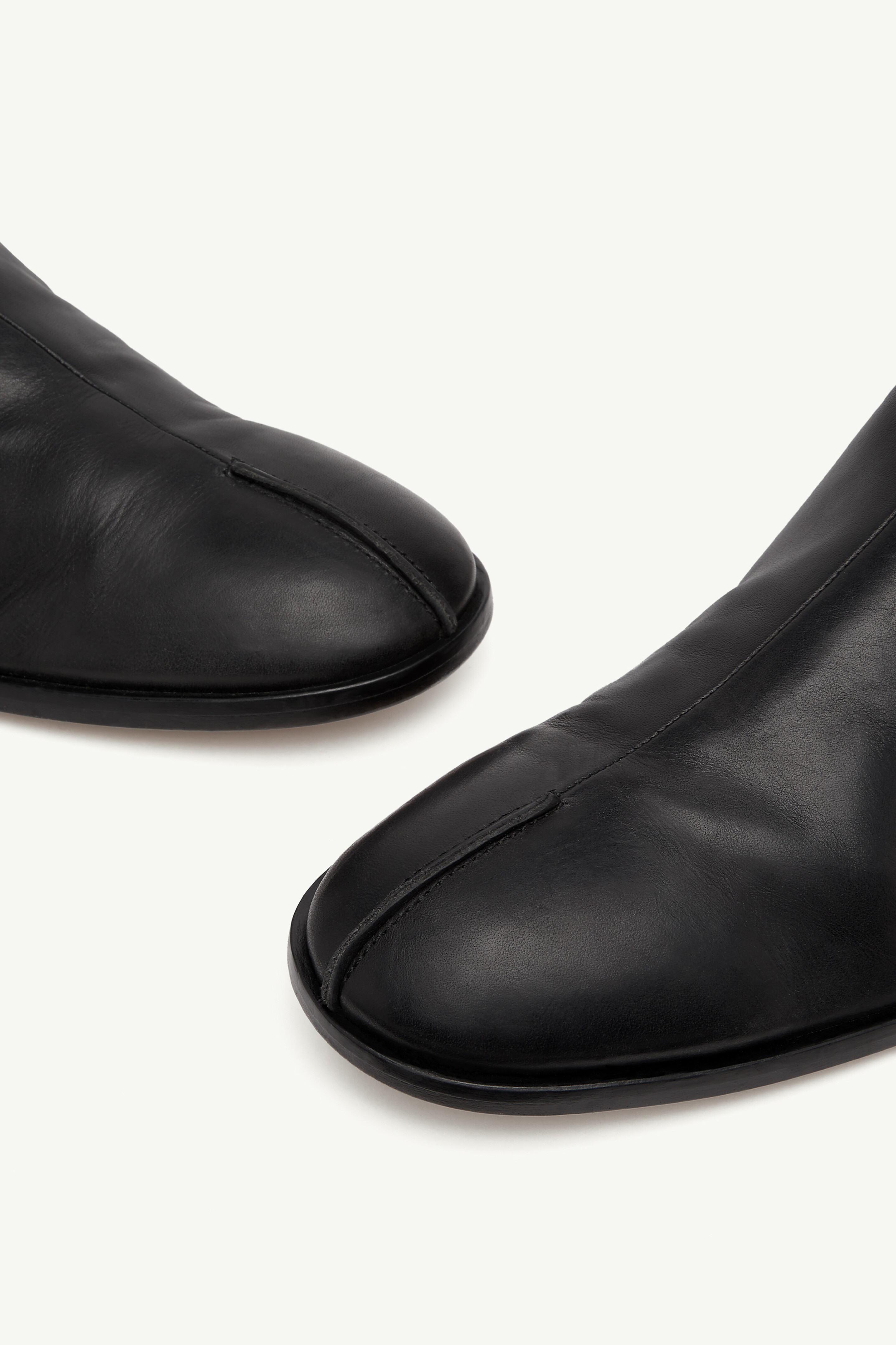 ニュークラシックステッチ アンクルブーツ