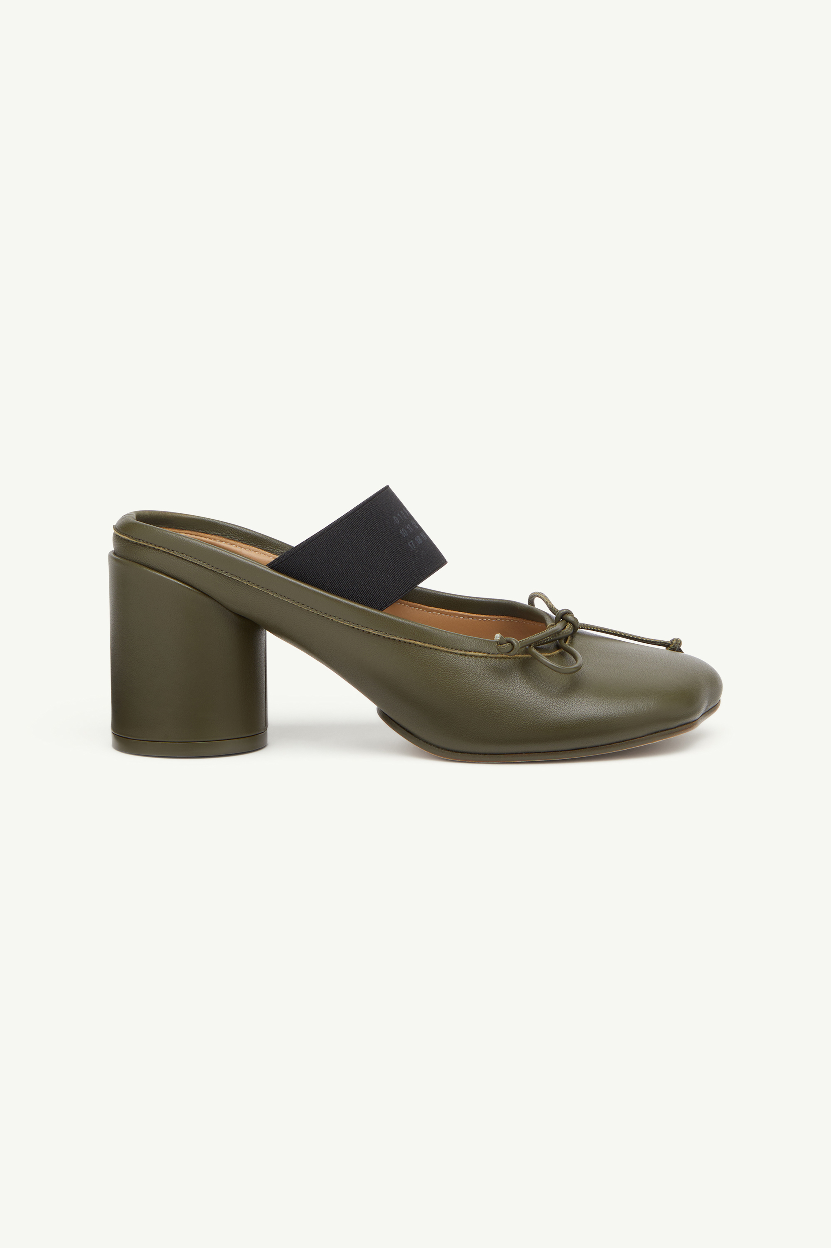 Anatomic Numeric Sandals