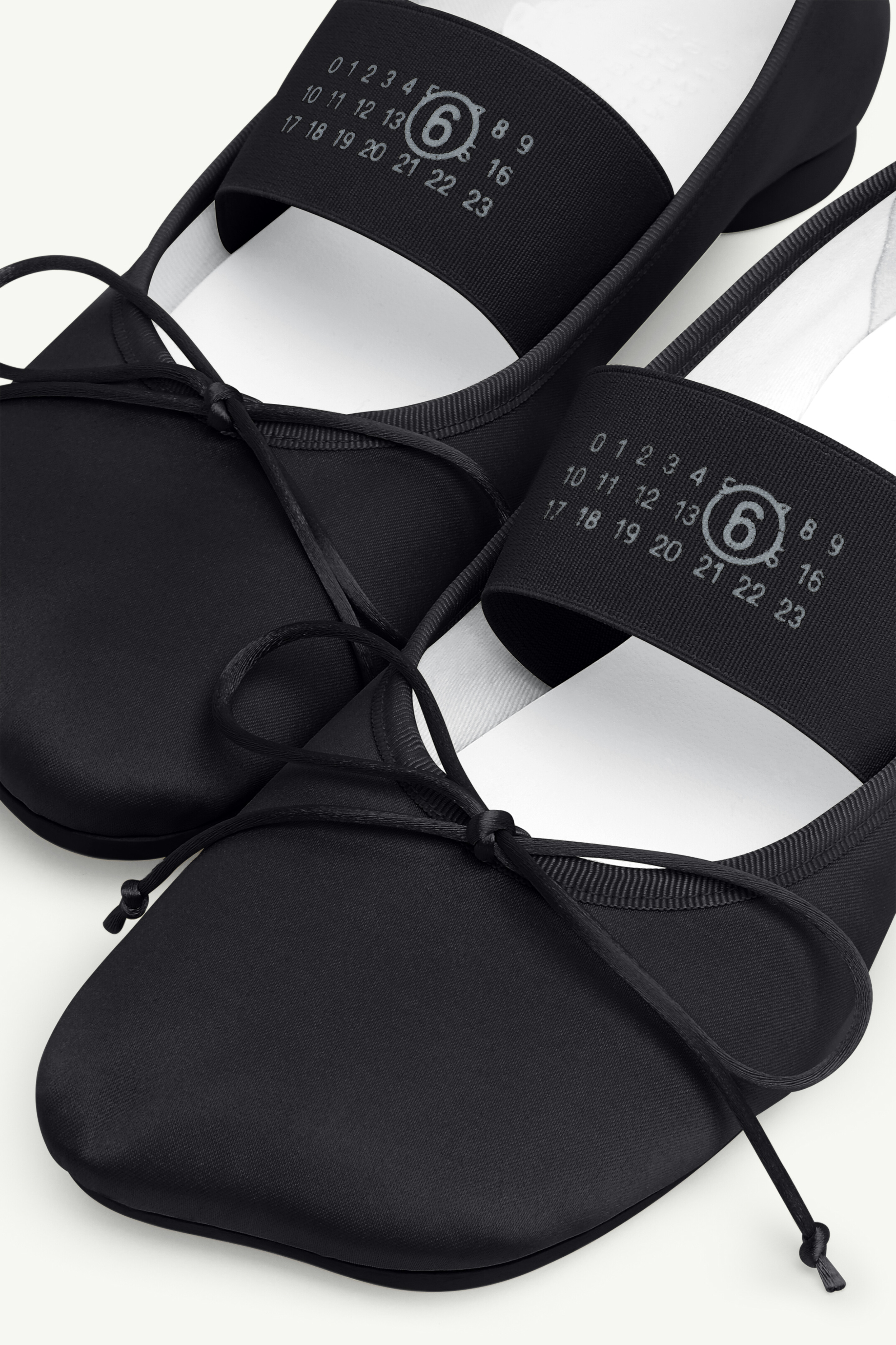 Black Elasticated Ballerina flats | Maison Margiela